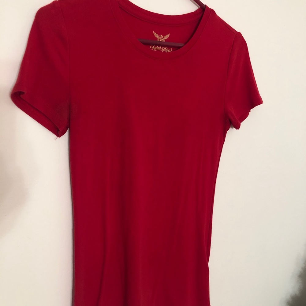 Red Tee!
